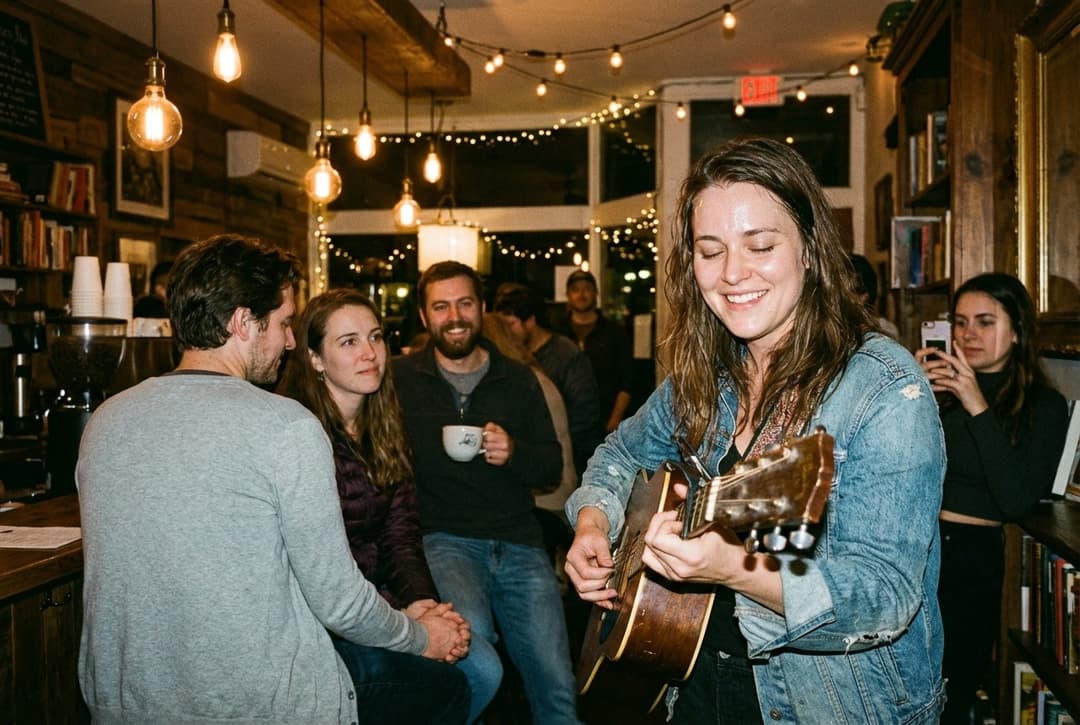 PartyHub platform connecting hosts with professional vendors